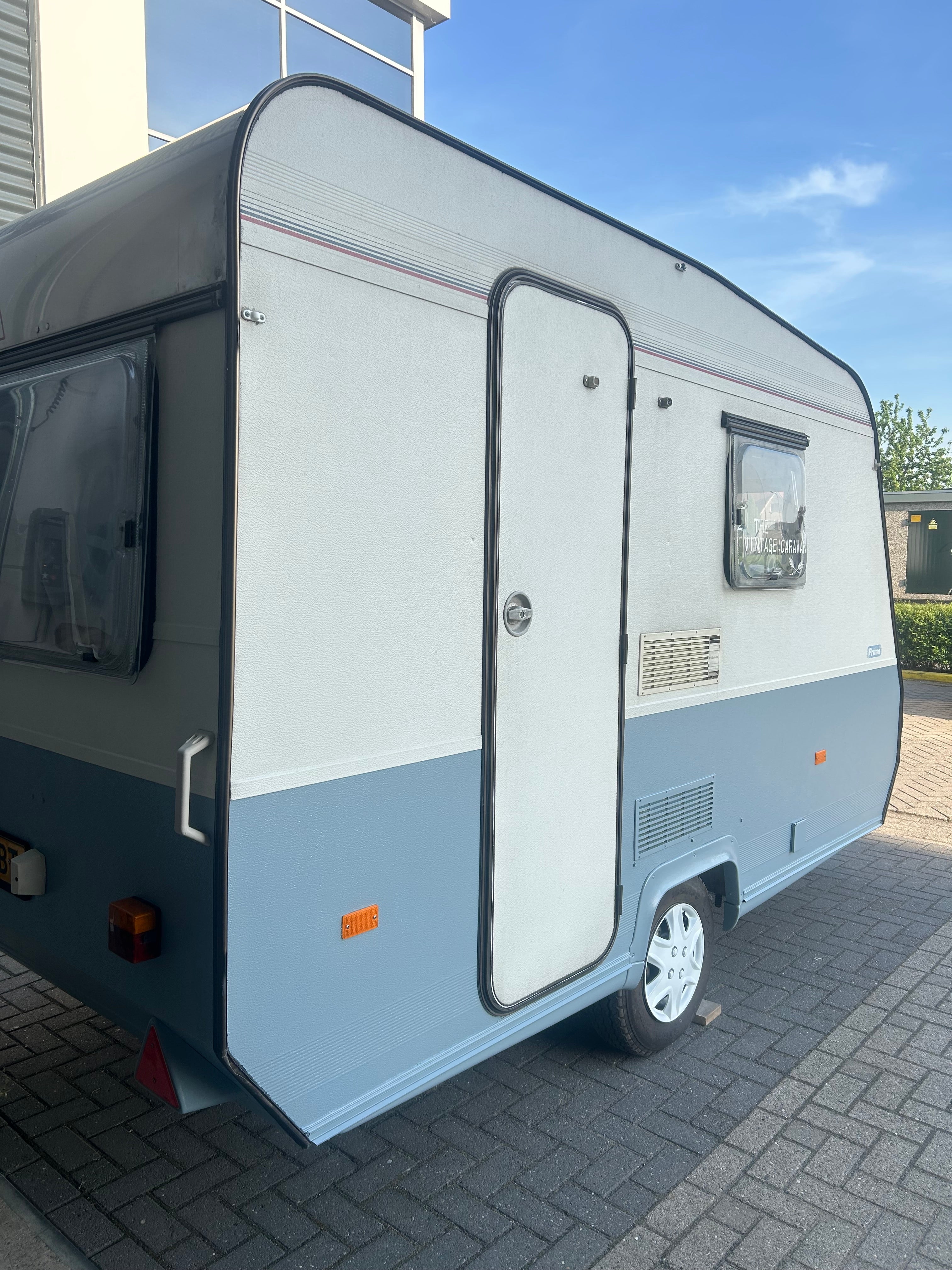 Caravan paint Caribbean Blue