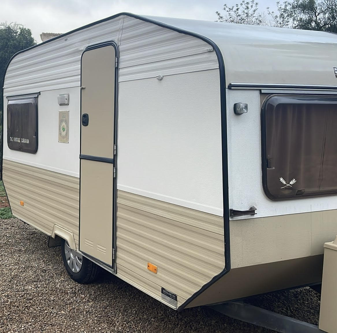 Wohnwagenlack Saharabeige 