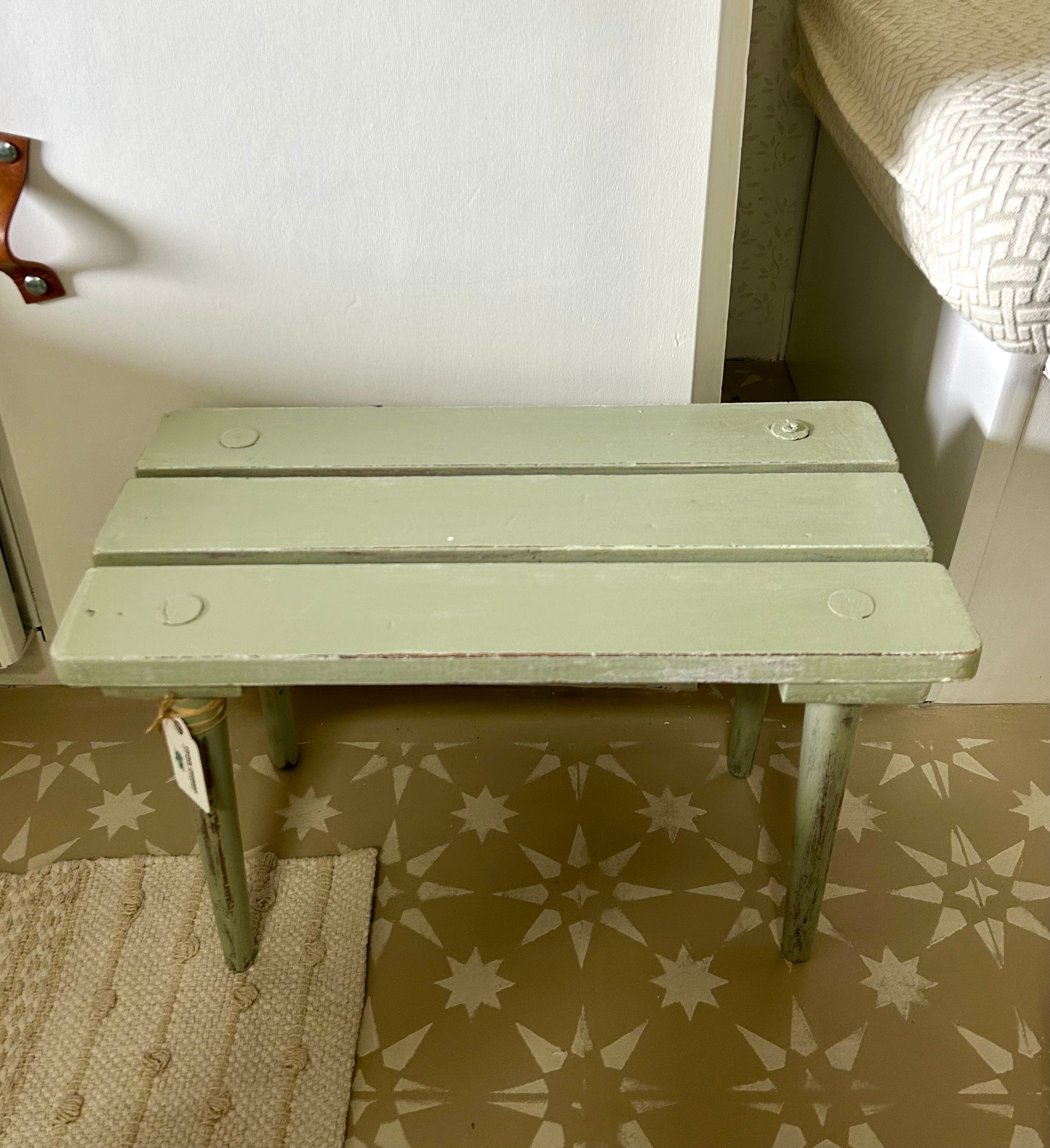 Brocante krukje met houten lantaarn (slechts één set)