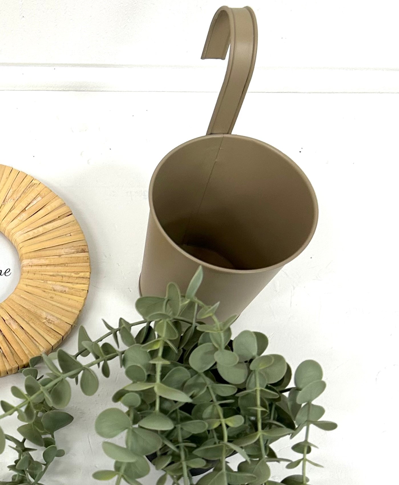 Eucalyptus kunstplant in metalen hangpot