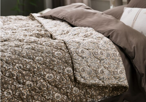Gewatteerde plaid Paisley
