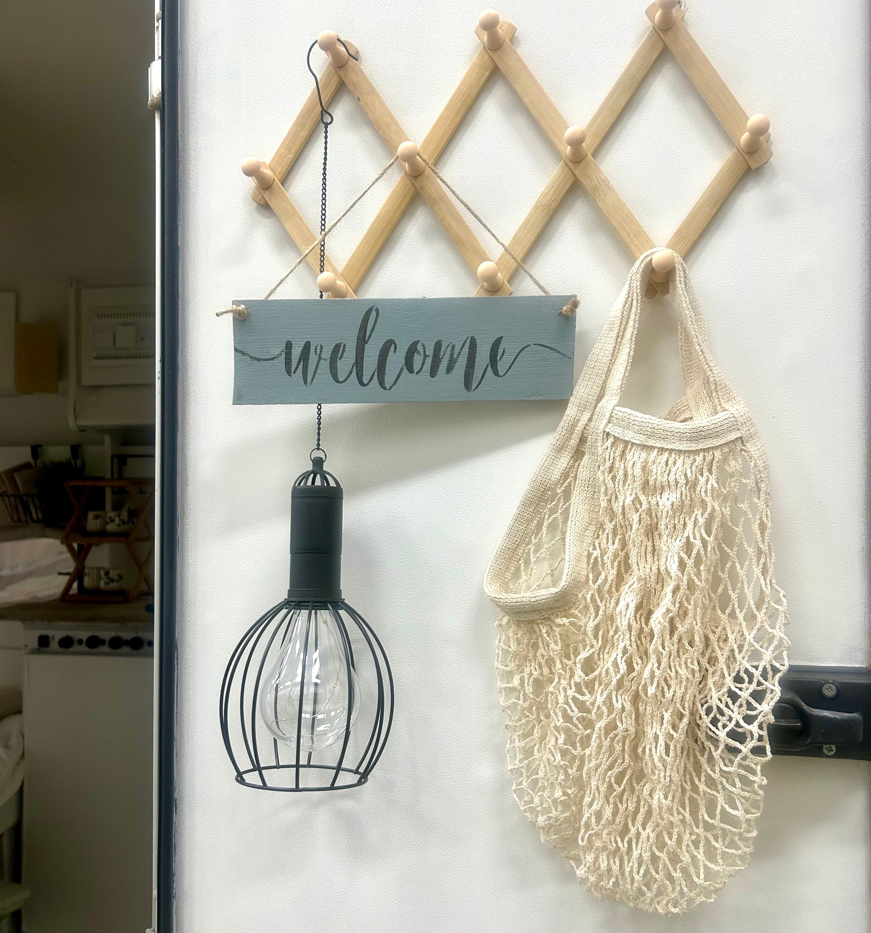 Stoer houten bord WELCOME