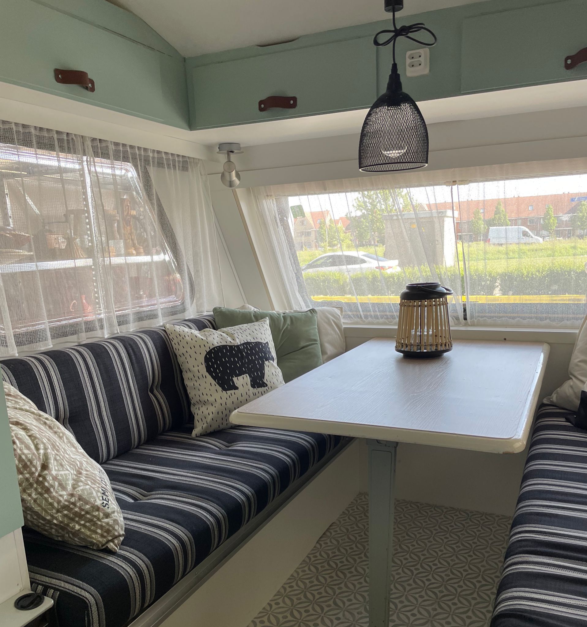 MAKE-OVER Kip DeLuxe