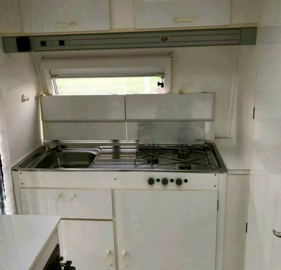 MAKE-OVER Kip DeLuxe