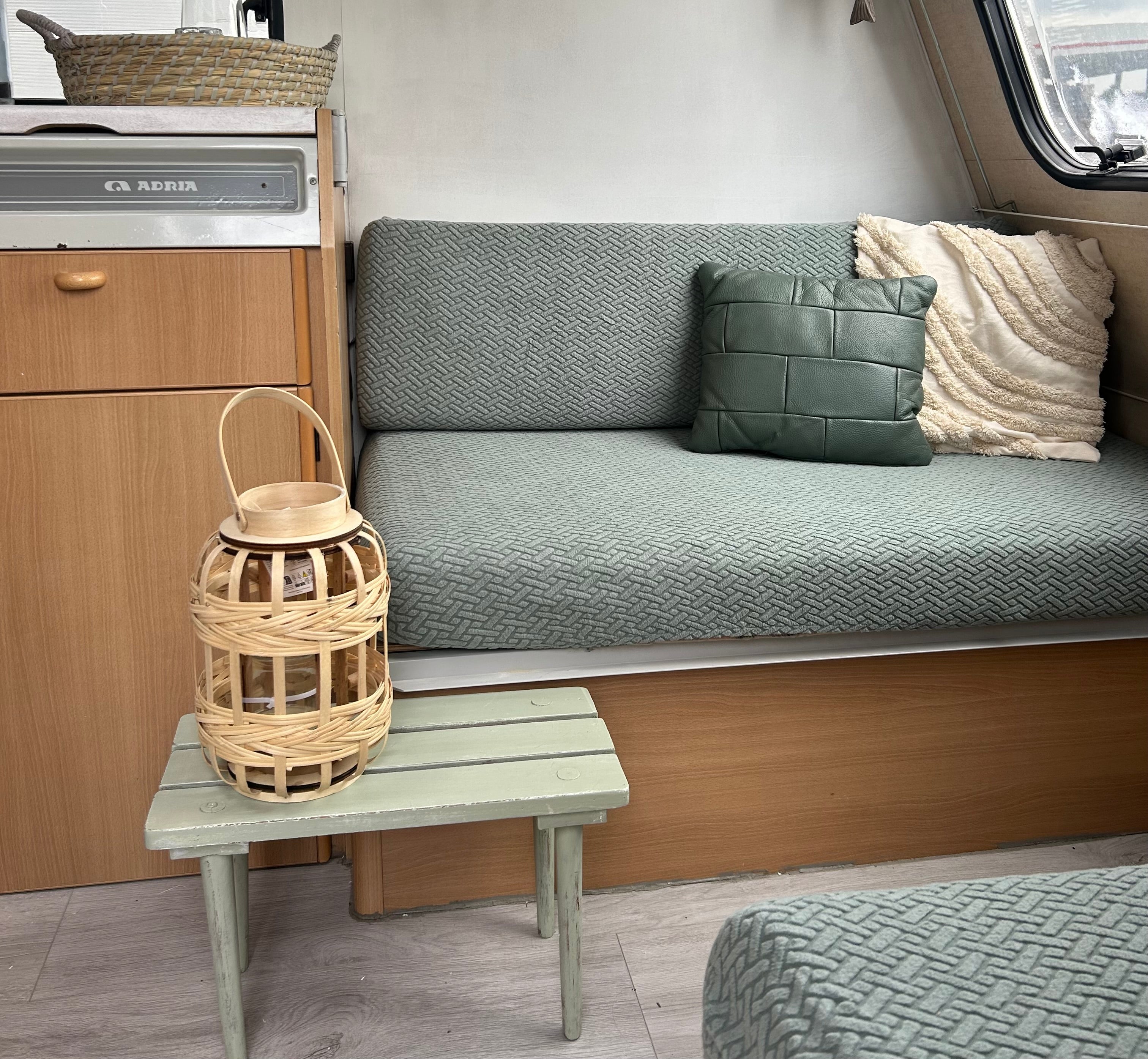 Bankhoezen voor treinzit