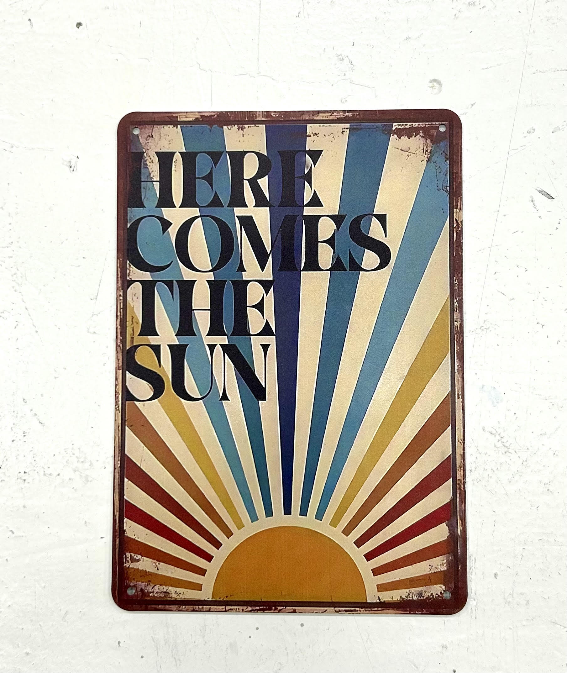 Vintage sign "Welcome to the Beachhouse"