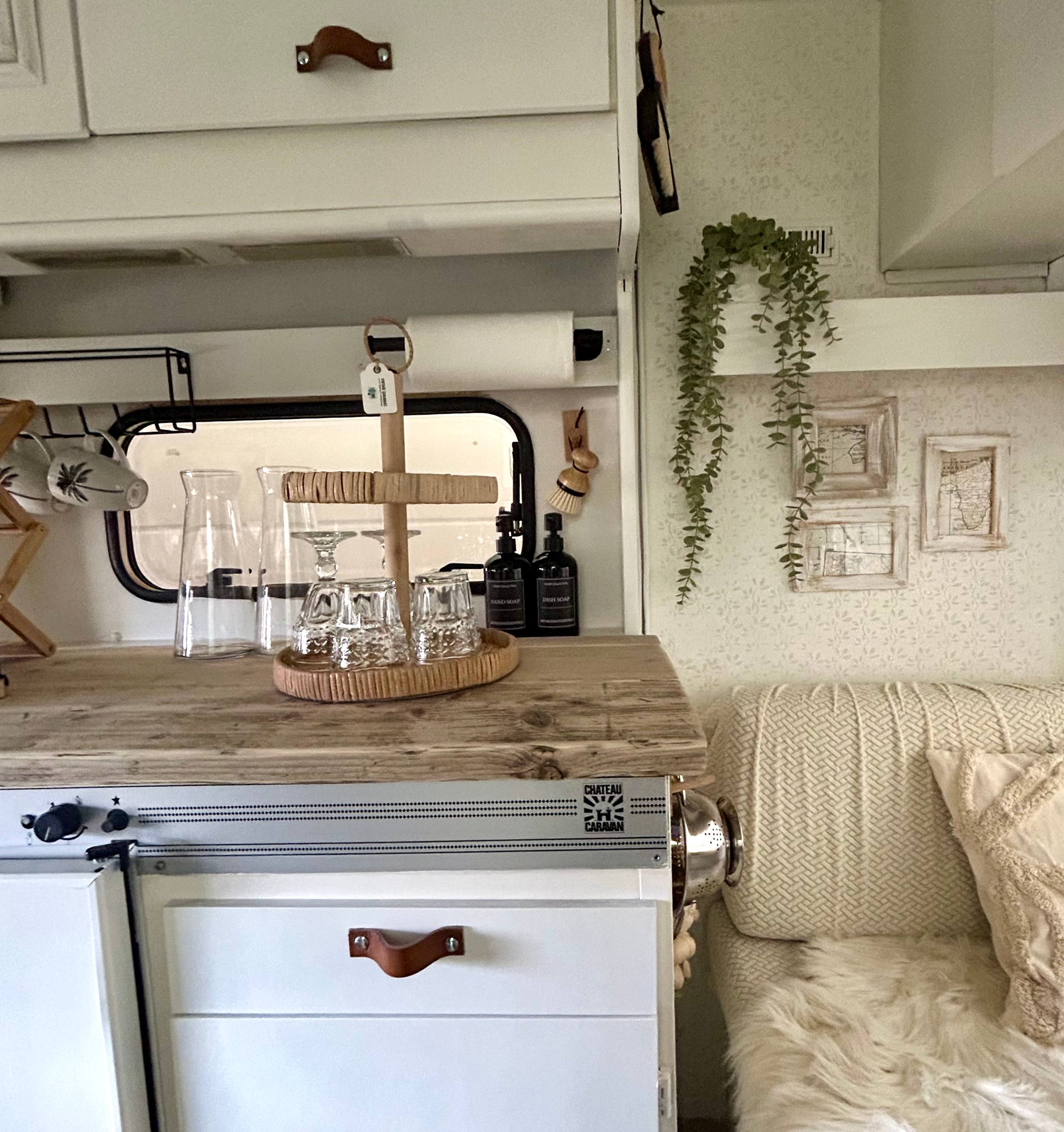 Dispenser handsoap + dishsoap